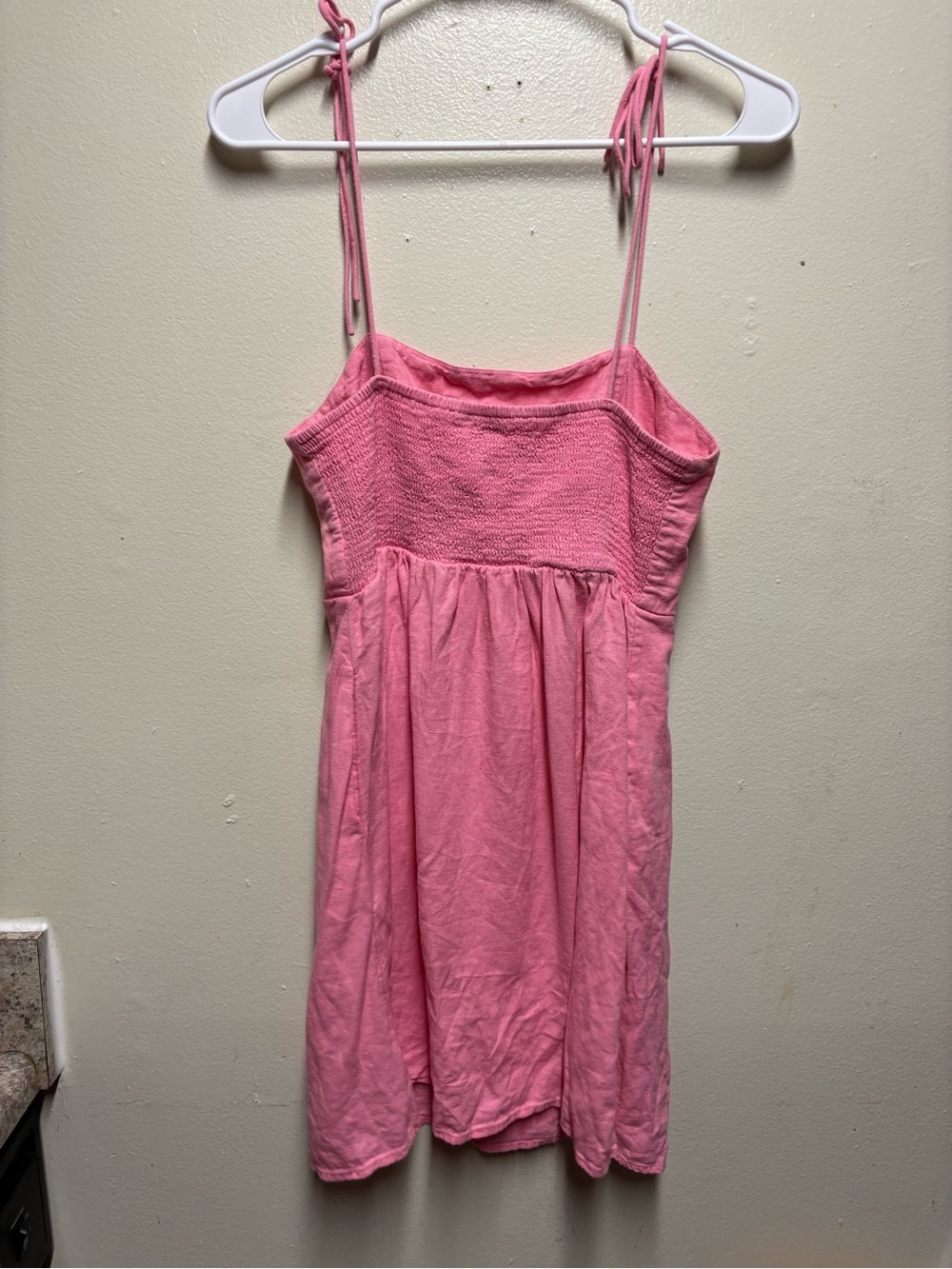 Old navy Pink Smocked Tie Strap Babydoll Mini Dress Open Back small linen blend - Picture 4 of 8
